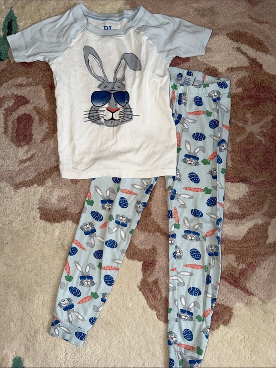 The Children's Place Other - The Children's Place Light Blue Bunny Sunglasses Pajama Set